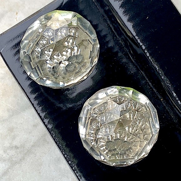 INSTANT FURNITURE UPDATE KNOBS PULLS CLEAR GLASS SILVER SET OF 4 NIB - Picture 3 of 9